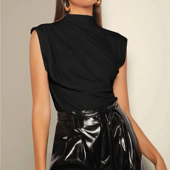 Classic mock neck ruched top - Picture 3 of 16